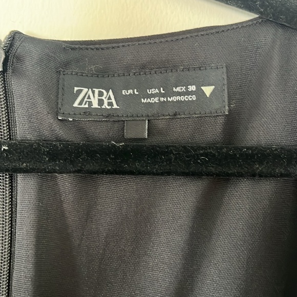 Zara Black Scoop Neck Stretch Mini Dress - L - Picture 4 of 4